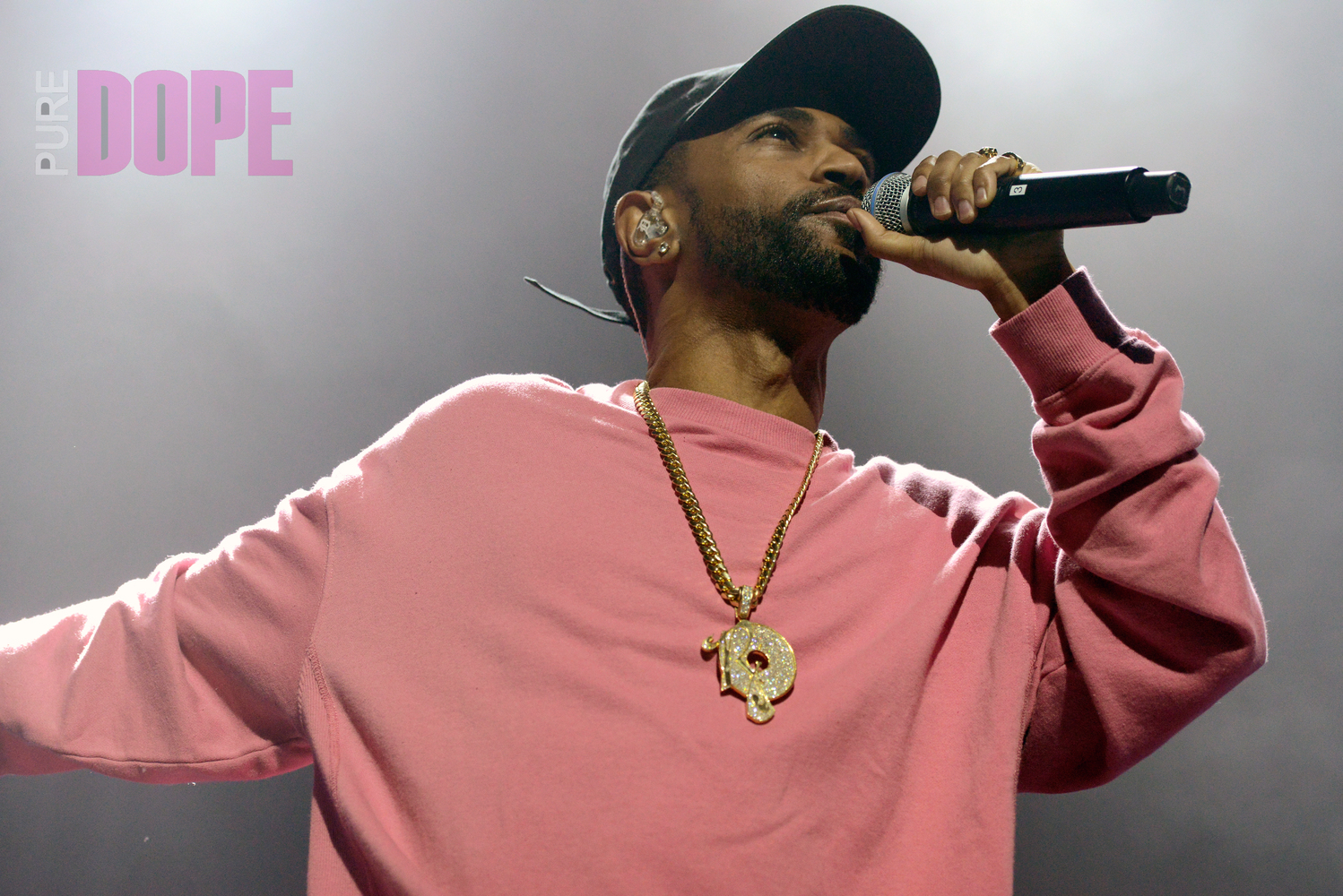 LOS ANGELES, CA - FEBRUARY 11:  Rapper Big Sean performs onstage at the Sir Lucian Grainge's 2017 Artist Showcase presented by American Airlines and Citi at Ace Hotel on February 11, 2017 in Los Angeles, California.  (Photo by Timothy Norris/WireImage)